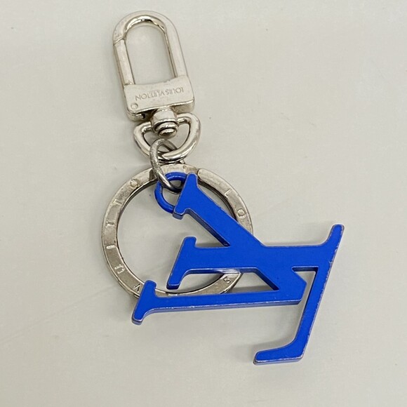 Louis Vuitton Porte Cles Chromatic Keychain Charm M69974 Silver Blue Men's Wo... - Picture 2 of 7
